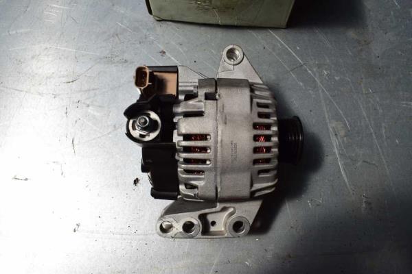 ALTERNATEUR 90AMP FORD - Vue 2